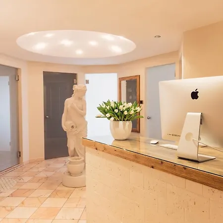 Wellness Refugium&resort Alpin Royal